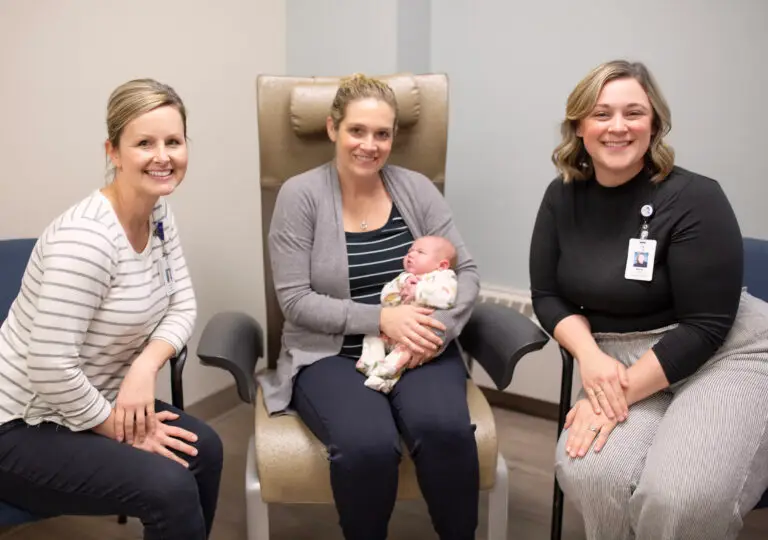 patient with midwives